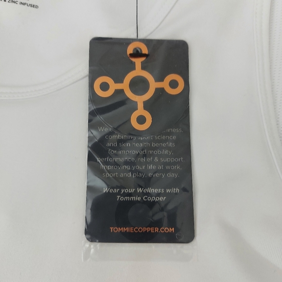 Tommie Copper Copper + Zinc Infused Workout Tank - Picture 7 of 13